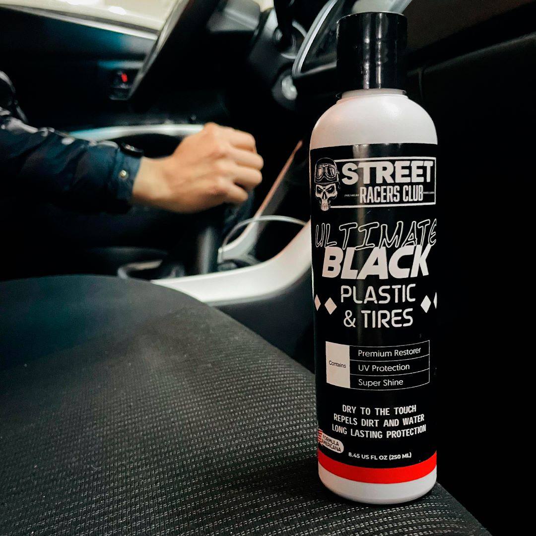 Black Plastic® Restaurador de partes negras para vehículos